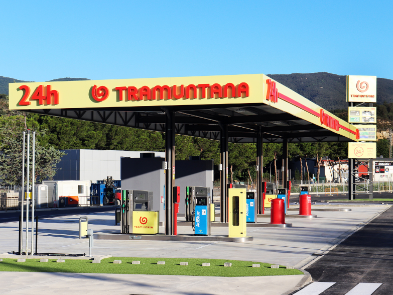 We expand the services: we open a gas station in La Jonquera!